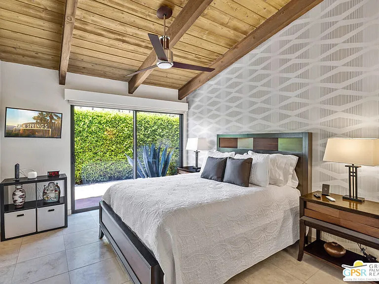 1347 Primavera Dr — Photo 36
