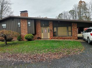 365 Laurel Park Rd, Clarksburg, WV 26301