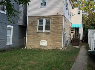 652-652 Penn St, Perth Amboy, NJ 08861