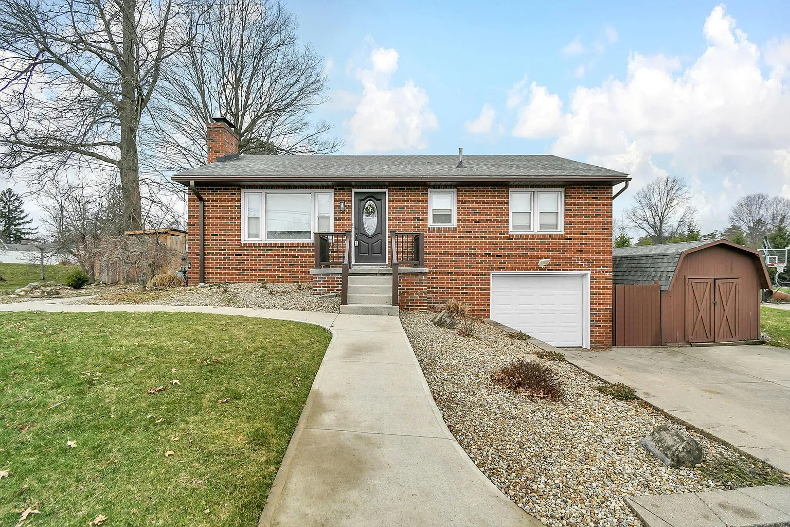 50 Clare Rd photo 1