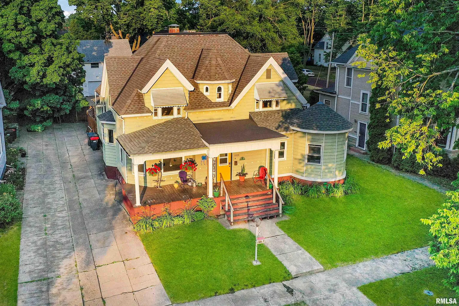 1120 S 4th St photo 1