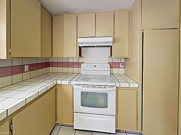 2nd image of 1236 Wentworth Way