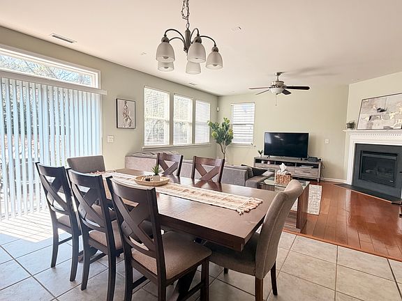 4th image of 242 Northlands Dr