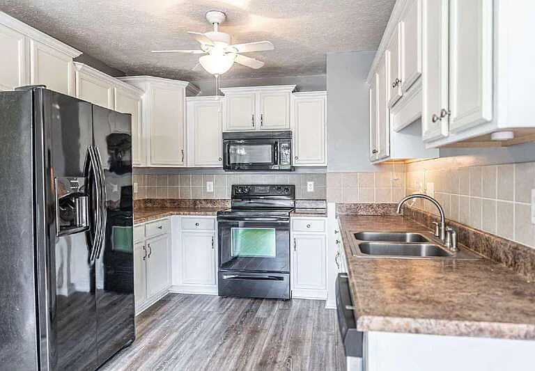 289 Strike Eagle Dr — Photo 8