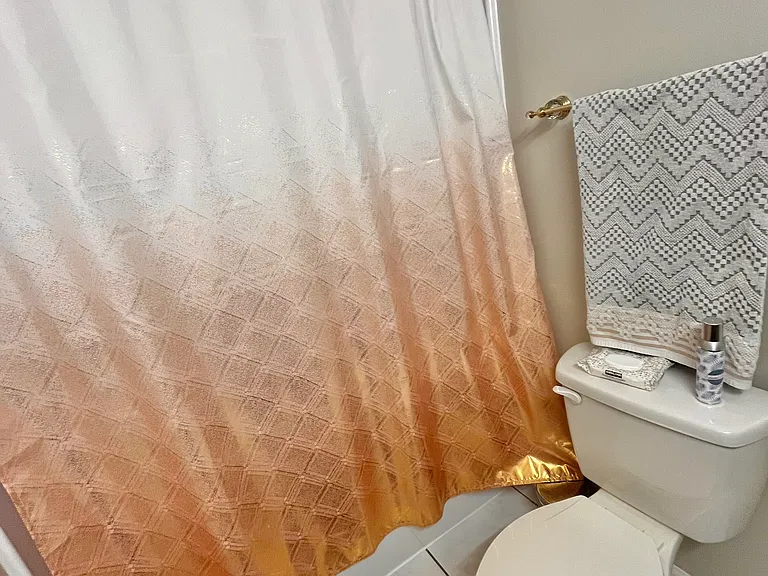 1626 Lara St NE — Photo 15