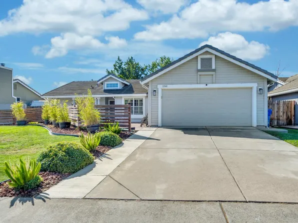 1240 Lake Park Ave, Galt, CA 95632