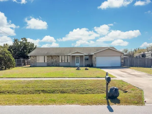 1141 Meadow Spring Ct, Kissimmee, FL 34744