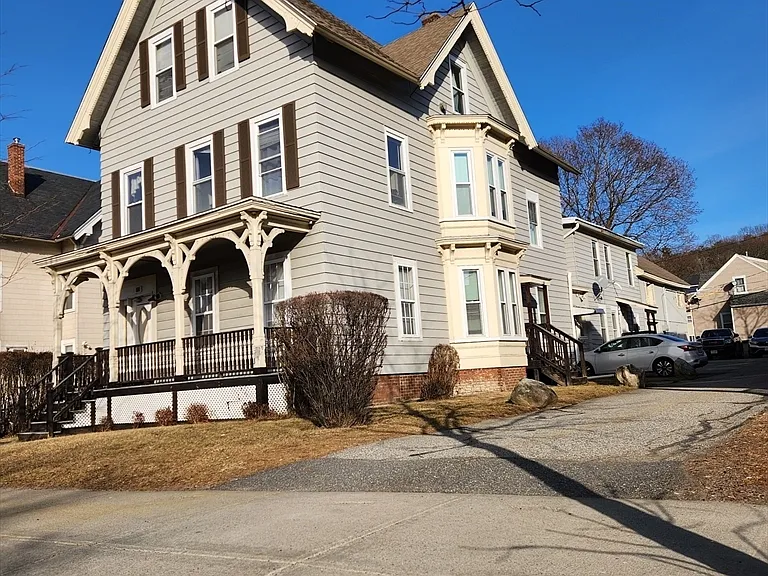 213 Lincoln St #1R — Photo 9