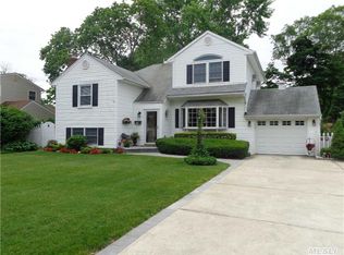 43 Barbara Dr, Centereach, NY 11720