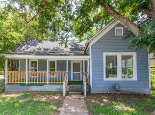 301 N Banks St, Caldwell, TX 77836