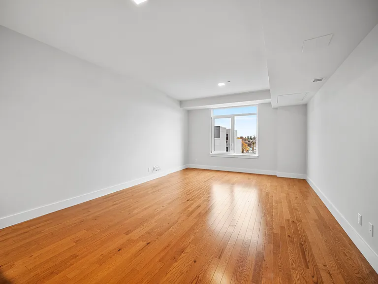 6 Purdy St — Photo 10