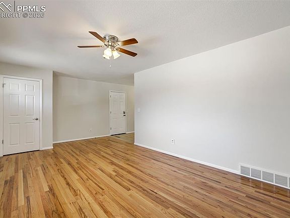 5th image of 1764 Sawyer Way