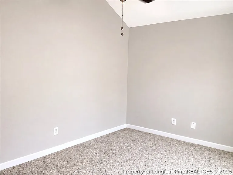3820 Shire St N — Photo 17
