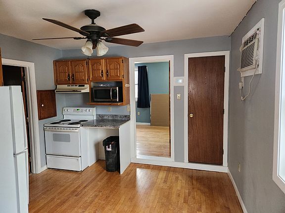 4th image of 560 Rockland Ave Unit 2