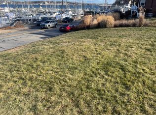 209 Pequot Ave #2, New London, CT 06320