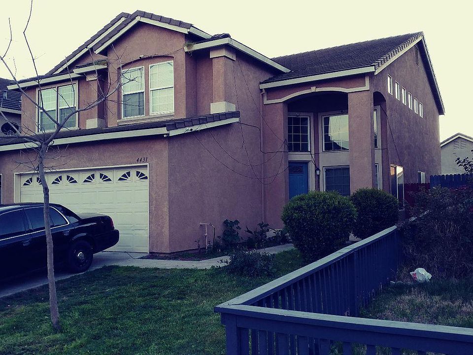 2nd image of 4431 Giselle Ln