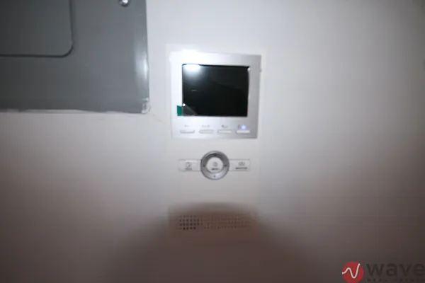 Rented by Wave Real Estate Group | media 21