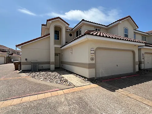 14813 Leeward Dr #404 Photo 1 14813 Leeward Dr #404 Photo 1