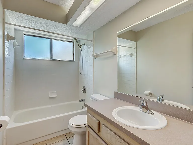 2406 Pirates Bay Dr — Photo 25