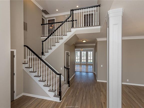 4th image of 4772 Stonebriar Cir