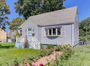 948 Wayne St, Bridgeport, CT 06606