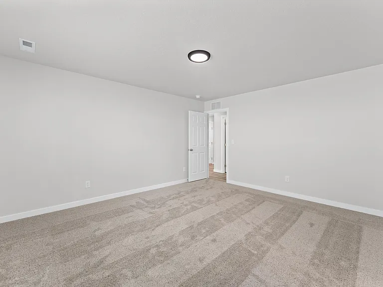 1576 Long Pond St — Photo 19