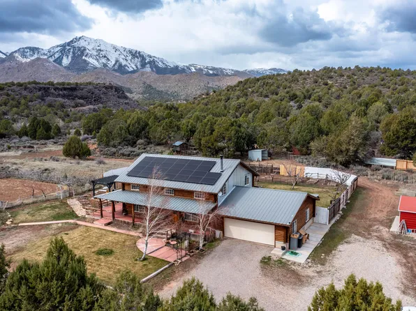 2102 S 2200 E, New Harmony, UT 84757