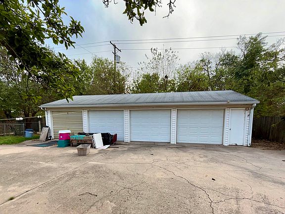 3rd image of 2218 S Water St #2220