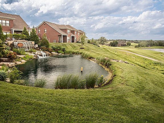4th image of 1516 Residence Dr
