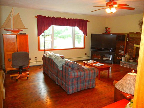 5th image of 20 Heritage Ln