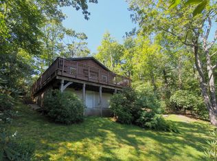 827 Mountain View Dr, Fancy Gap, VA 24328