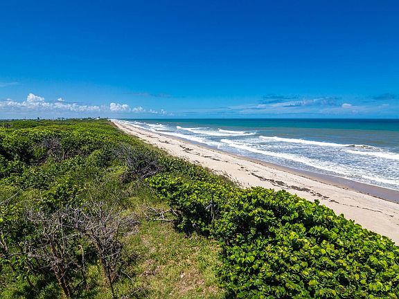 4th image of 4495 S Highway A1a APT 301