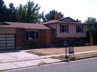 1500 E Lexington Dr, Sandy, UT 84092