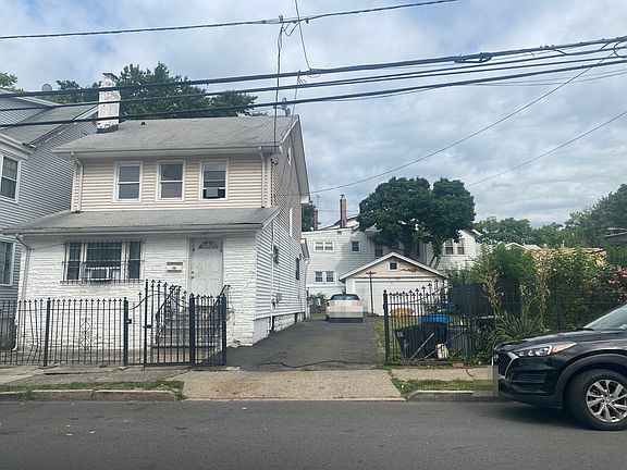 2nd image of 179-181 W End Ave