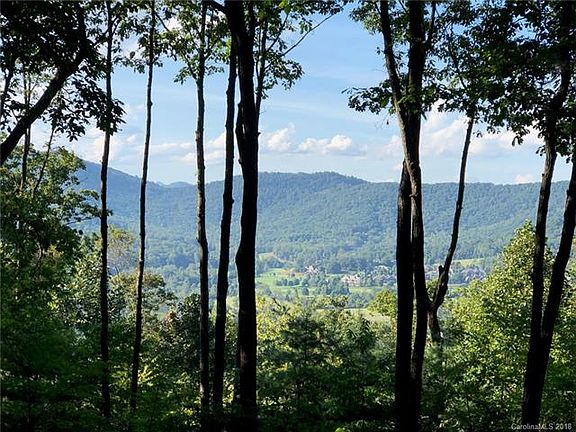 4th image of 290 Secluded Hills Ln