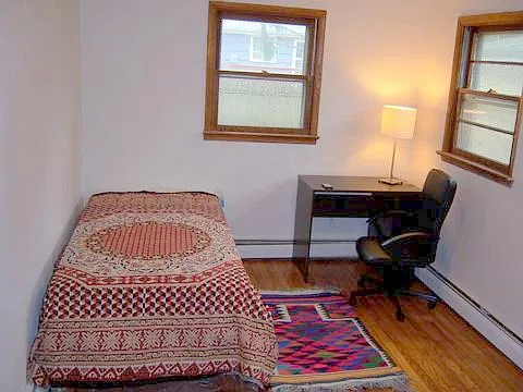 5 bed, 1550 sqft, $3,250 — Photo 4