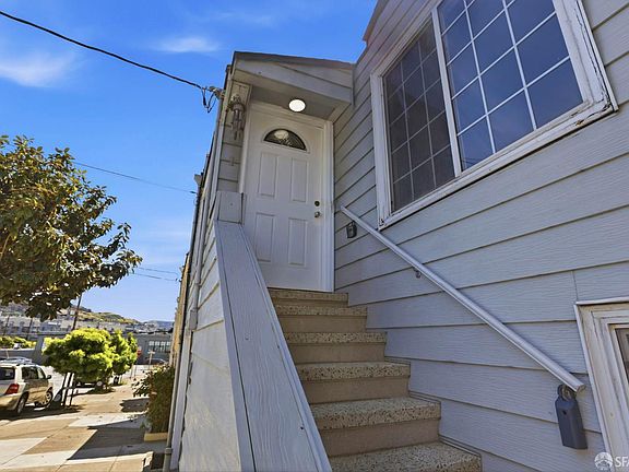 4th image of 64 Reddy St