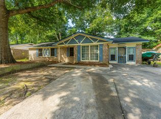 202 Pinewood St, Ladson, SC 29456