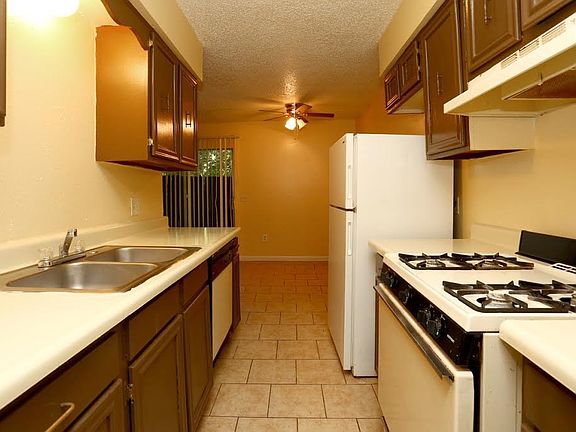 2nd image of 4728 NW 23rd St APT 8