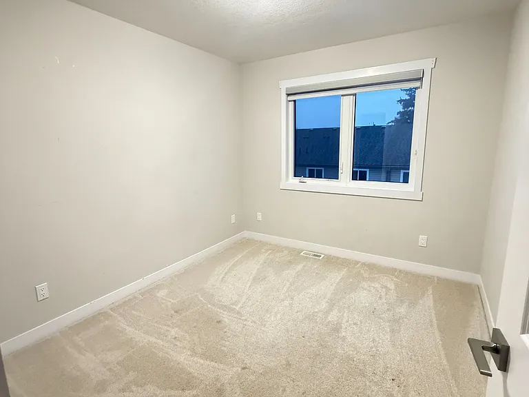 160 Stanley St #4 — Photo 13
