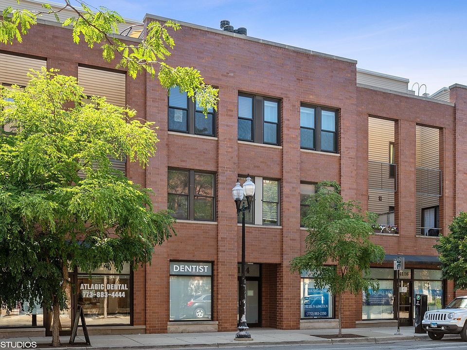 1st image of 4114 N Lincoln Ave Unit 204