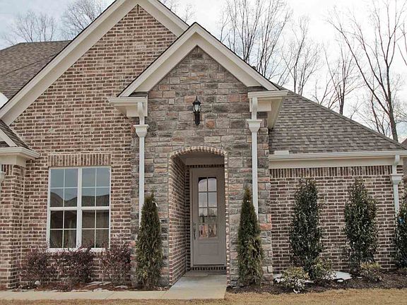 2nd image of 185 Cherokee Cir