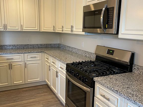 unit 104 kitchen