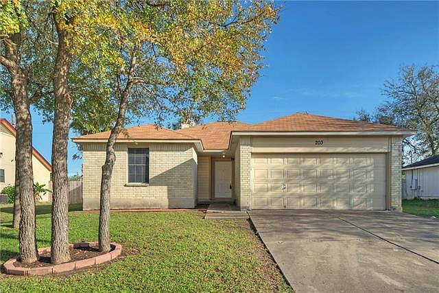 1st image of 203 Oak River Dr