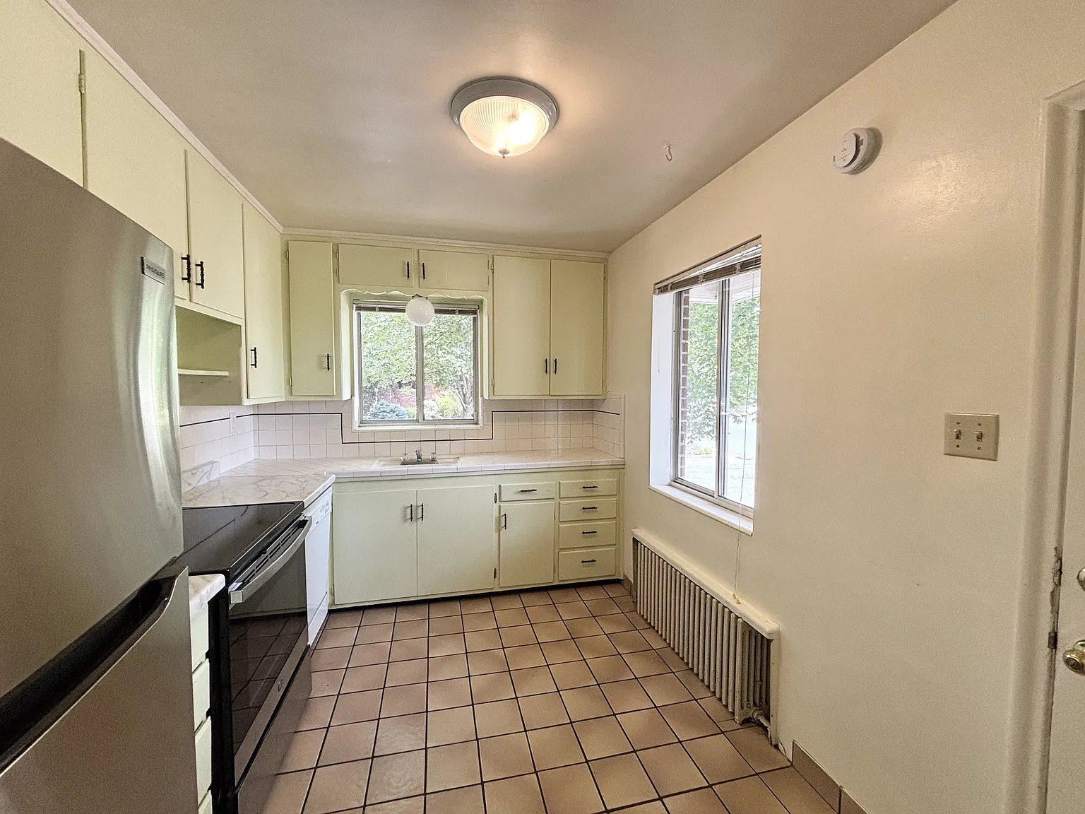 680 Elizabeth St, SLC, UT 84102 - 1 — Photo 2