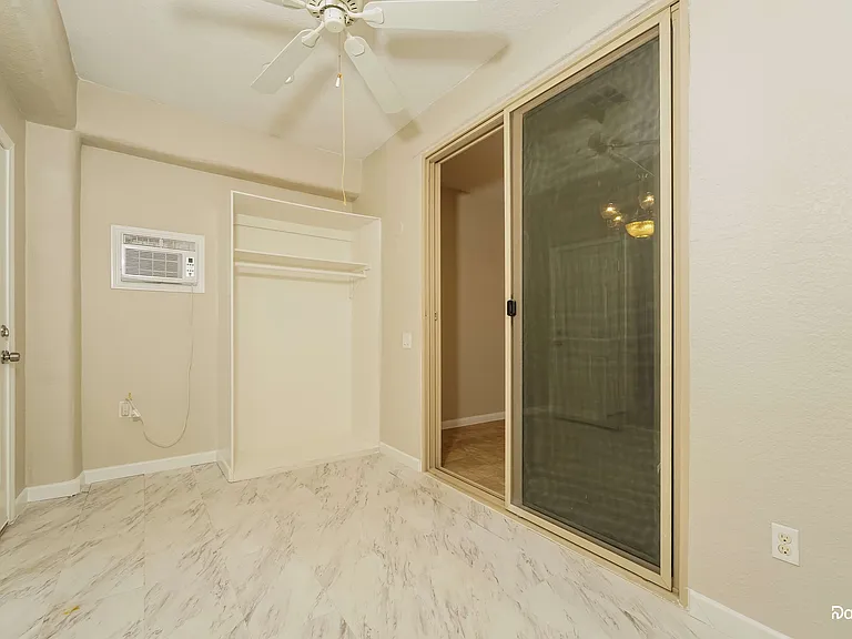 820 Vegas Palm Ave — Photo 17