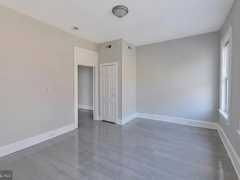 1037 Edmondson Ave #2 — Photo 9