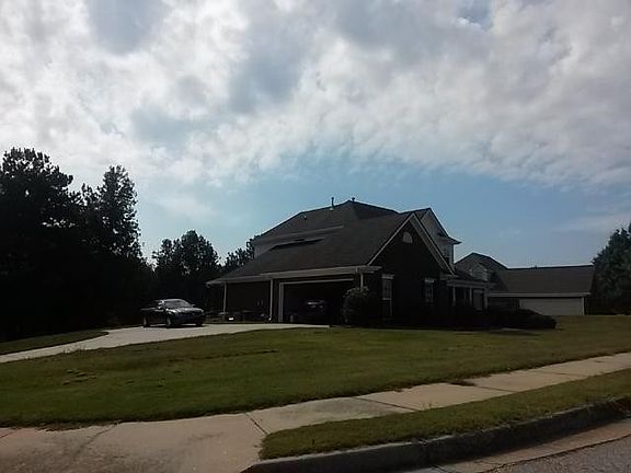 2nd image of 301 Hamilton Dr