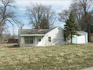 1st image of 22 Poland Hill Dr