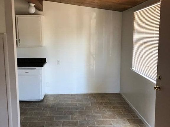 3rd image of 14666 Blythe St #188-06